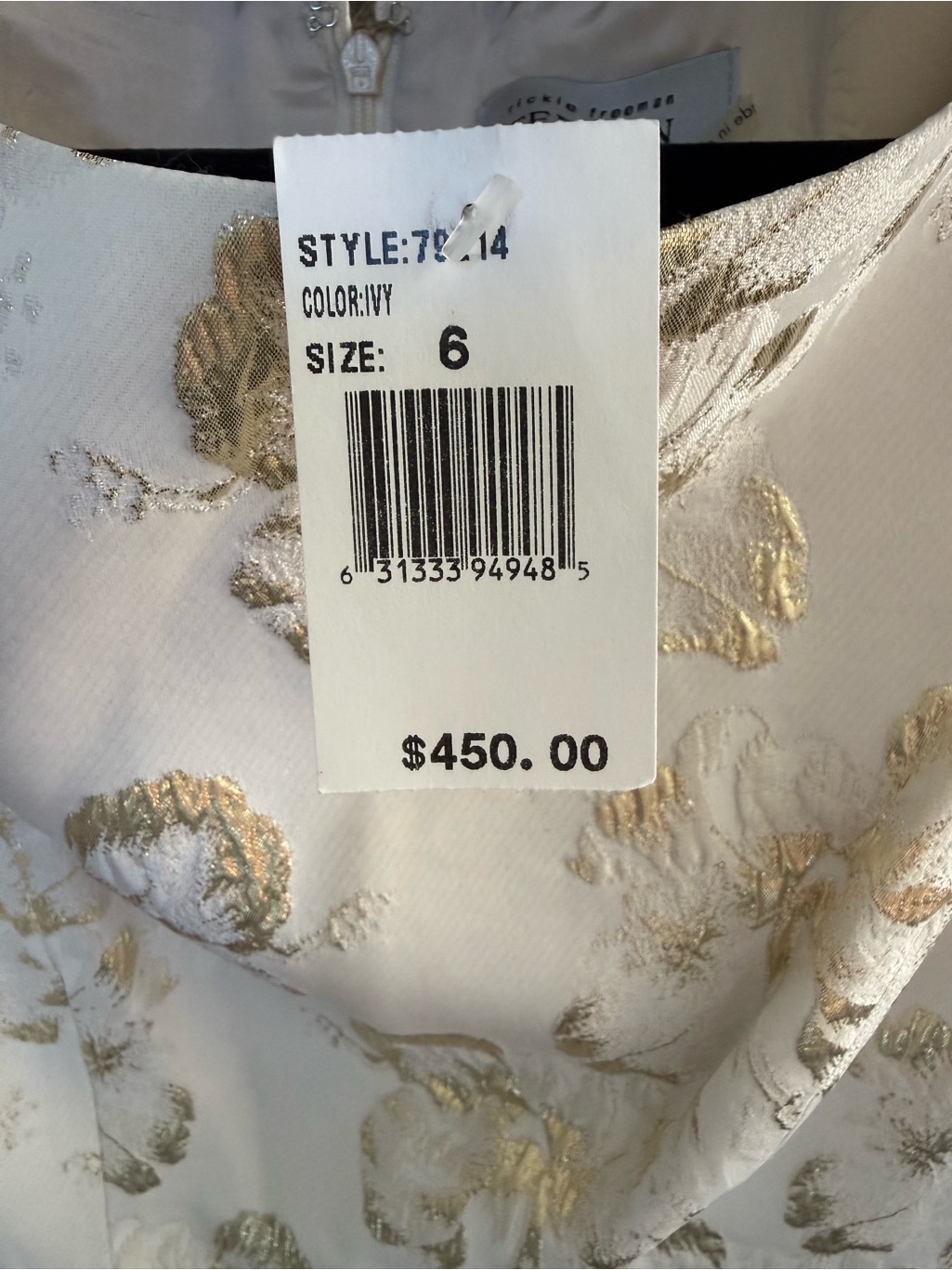 Teri Jon Ivory Dress With Gold Metallic Floral 16.5- Pit To Pit 35”- Long
